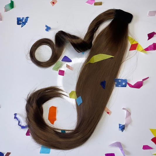 NATURAL BROWN STRAIGHT PONYTAIL